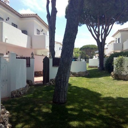 Playa De La Barrosa Apartment Chiclana de la Frontera Bagian luar foto